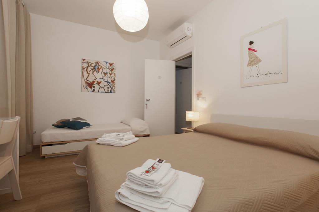 Via Colombo Holiday Rooms La Spezia Bilik gambar