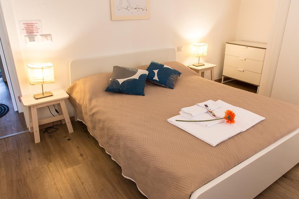 Via Colombo Holiday Rooms La Spezia Bilik gambar